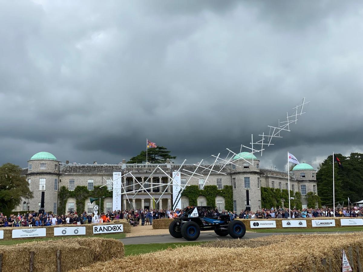 Flint House - Goodwood Events Bed & Breakfast Chichester Dış mekan fotoğraf